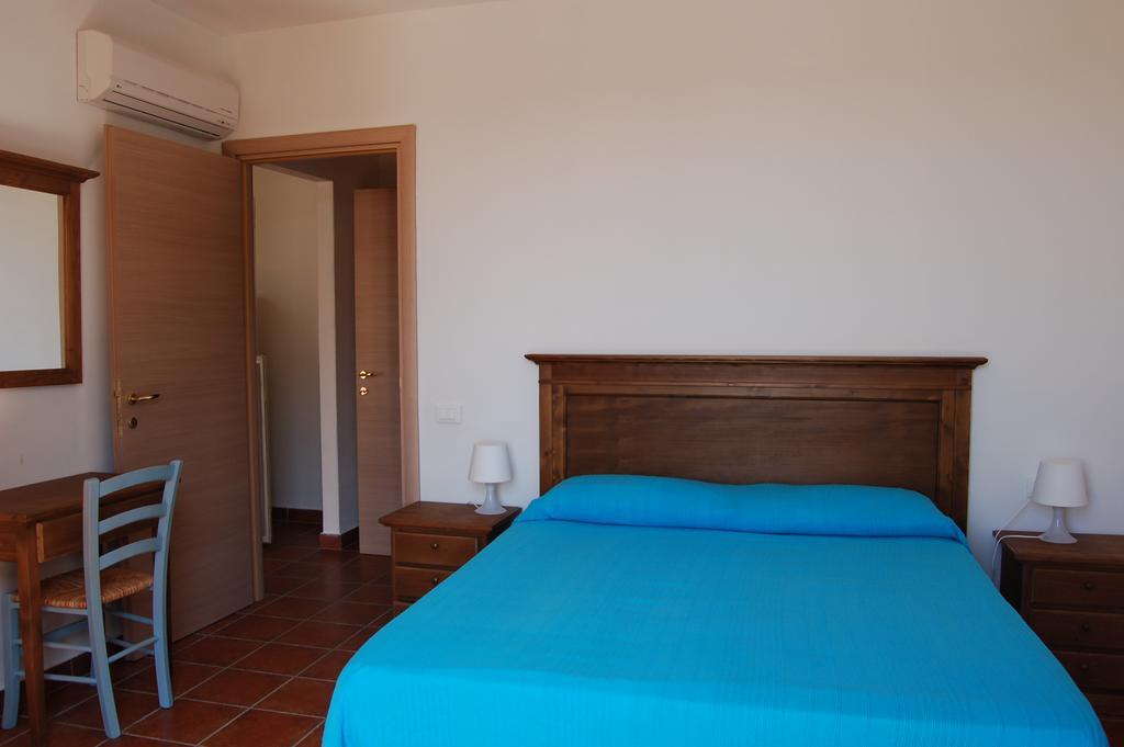 Aparthotel Borgo Valmarina Follonica Exterior foto