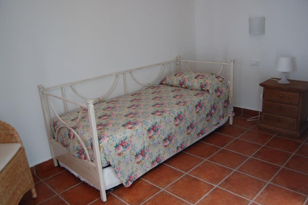 Aparthotel Borgo Valmarina Follonica Habitación foto